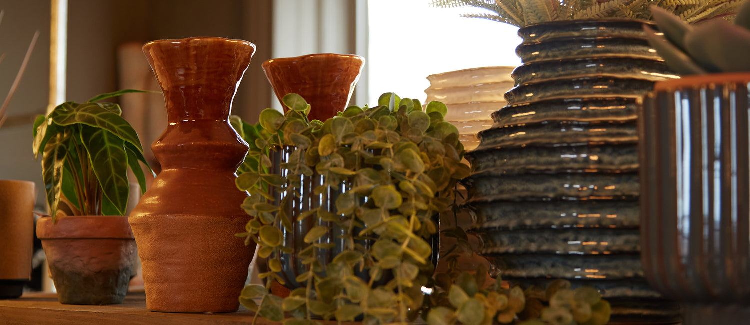 VASES &amp; POTS