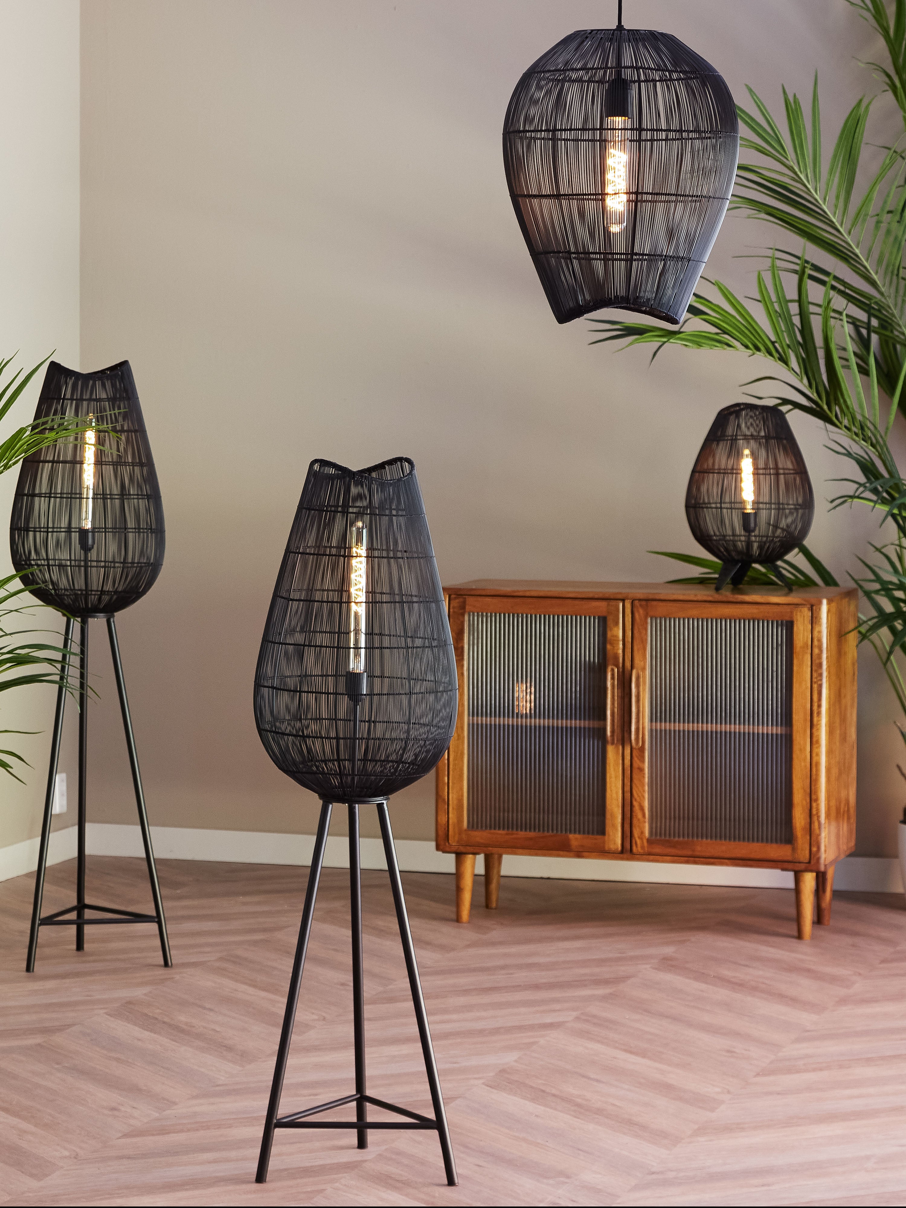 Yumi Tripod Floor Lamp - Black