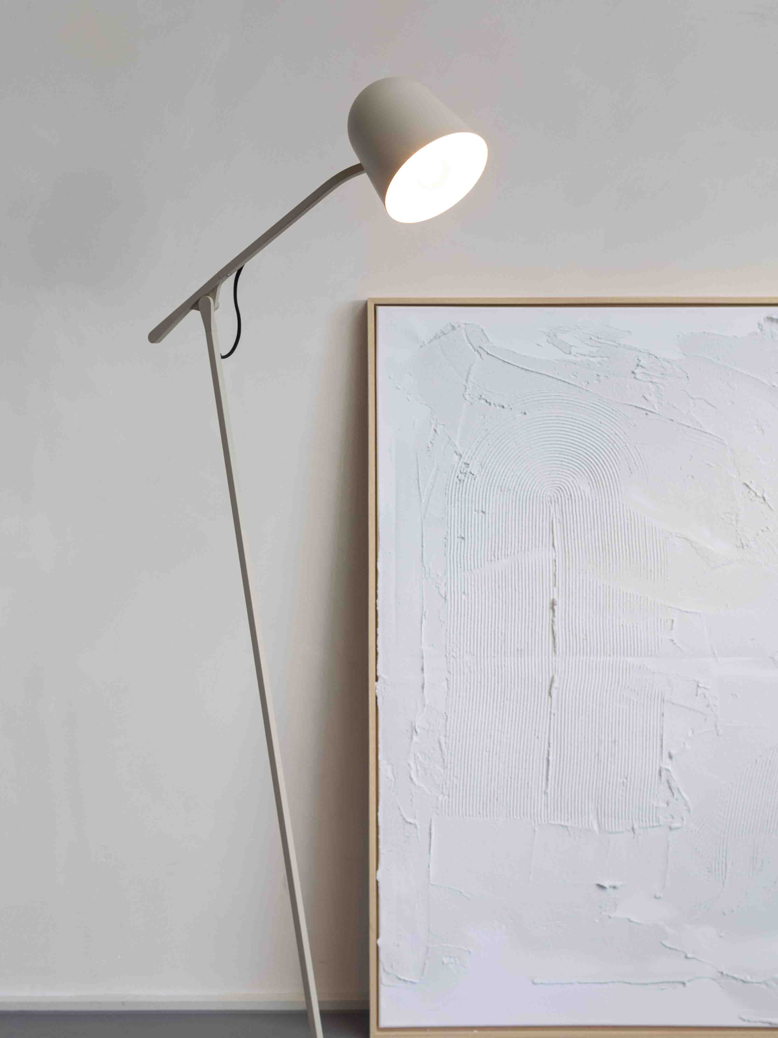 Lau Floor Lamp