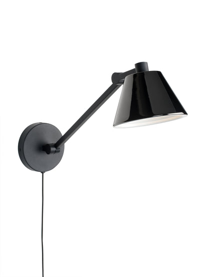 Lub Iron Wall Lamp in Chromed Black