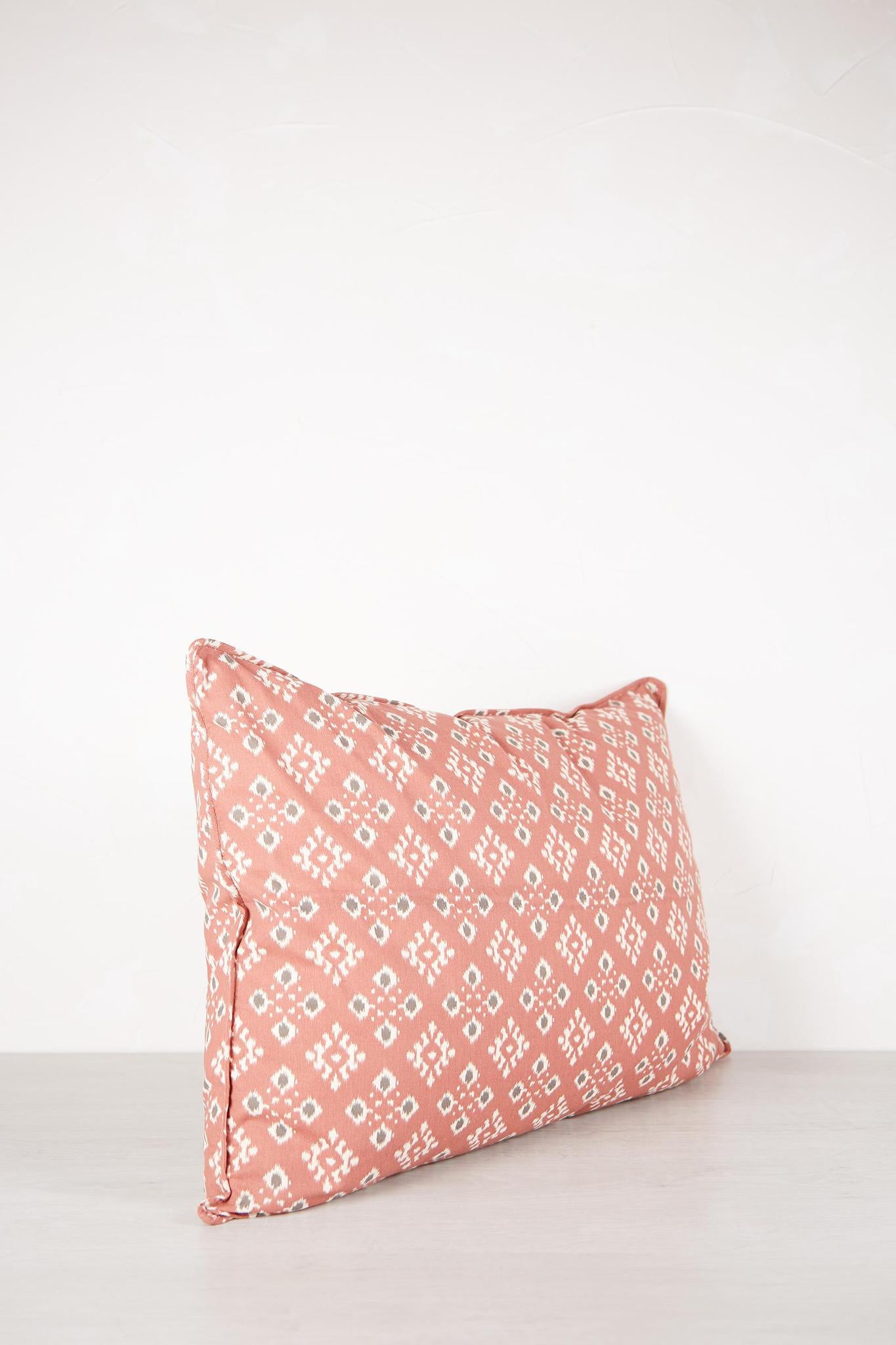 Old rose, Ecru &amp; Anthracite Printed Cushion