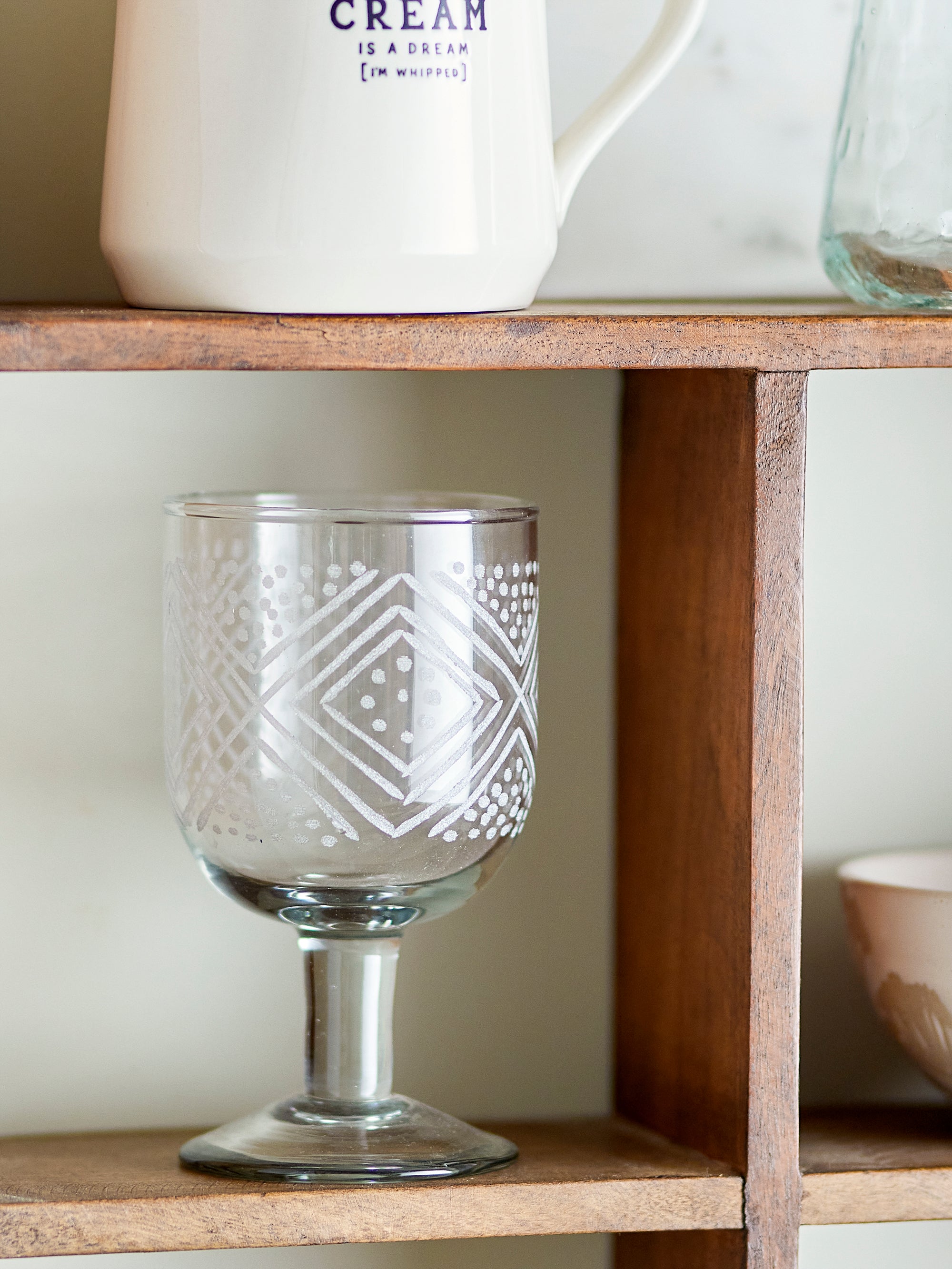 Kiyomi Engraved Wine Glass