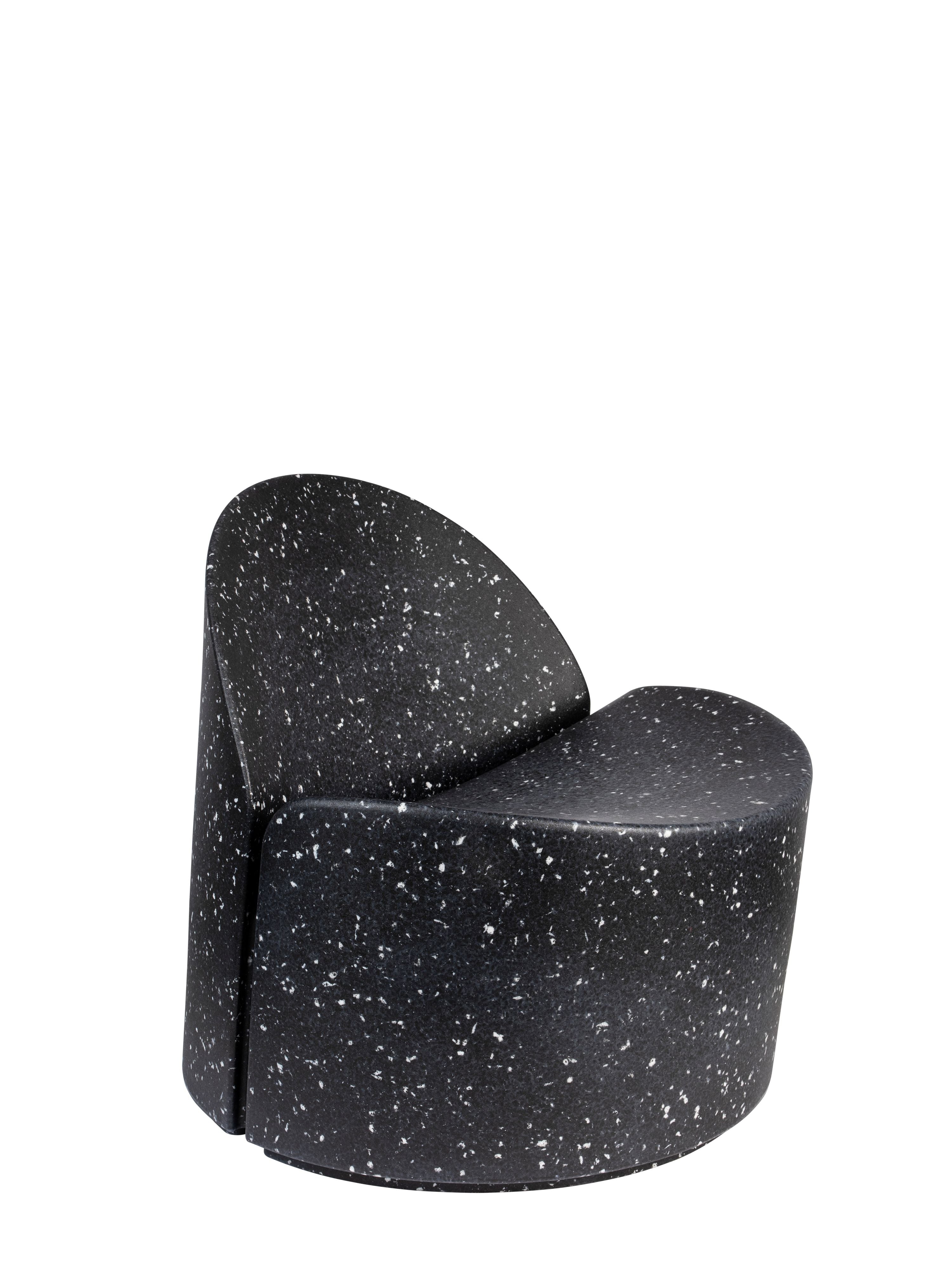 Bloom Lounge Chair Outdoor (3 options Available)