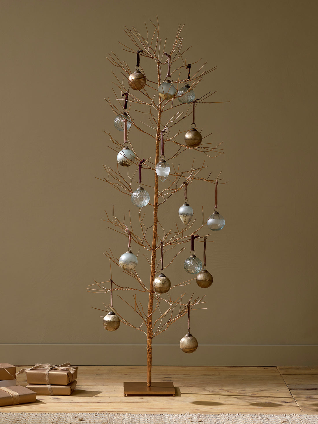 Charida Brass Wire Christmas Tree -Extra Large