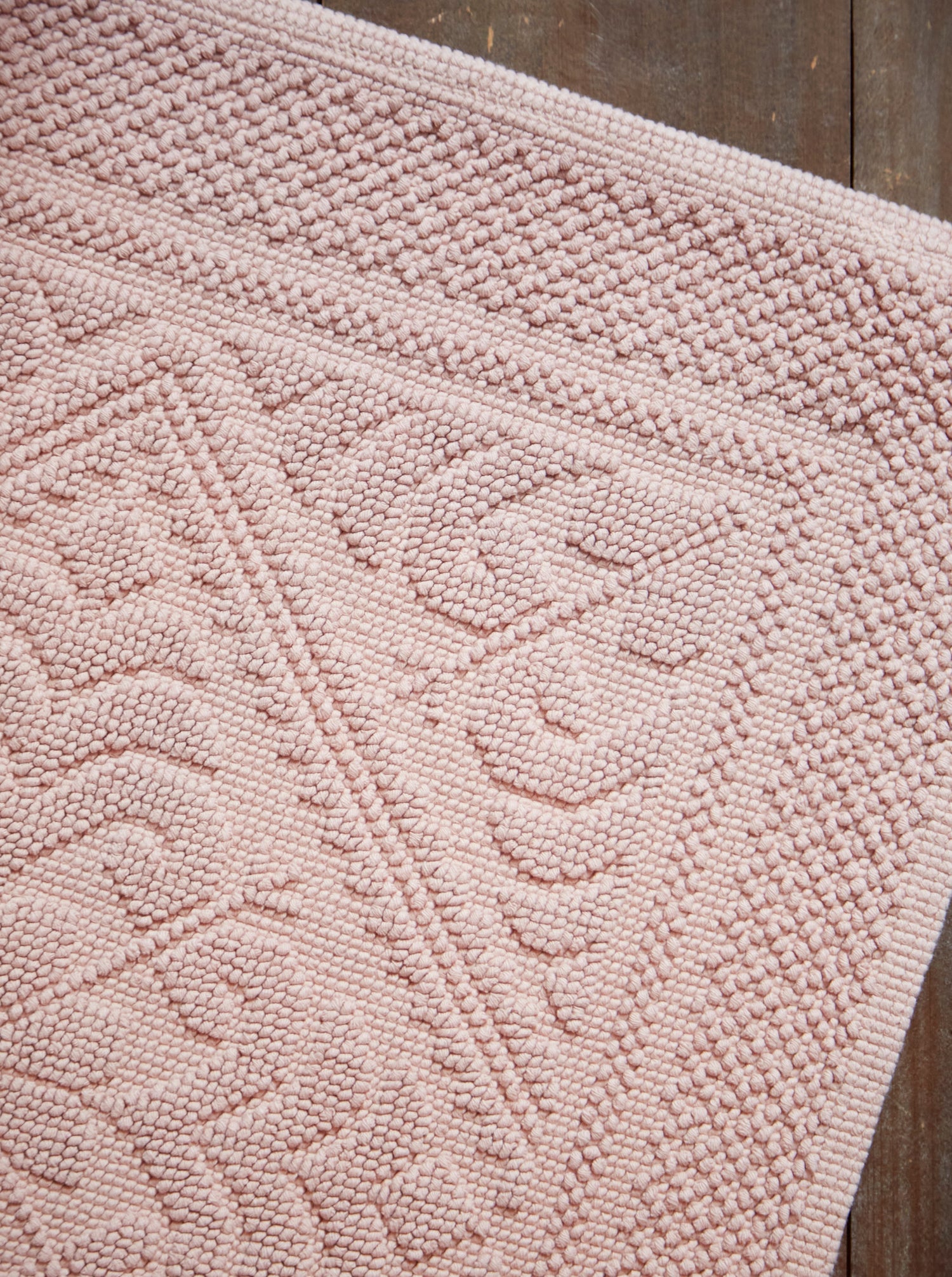 Enzo Bath Mat in Aubepine Pale Pink - 2 Sizes Available