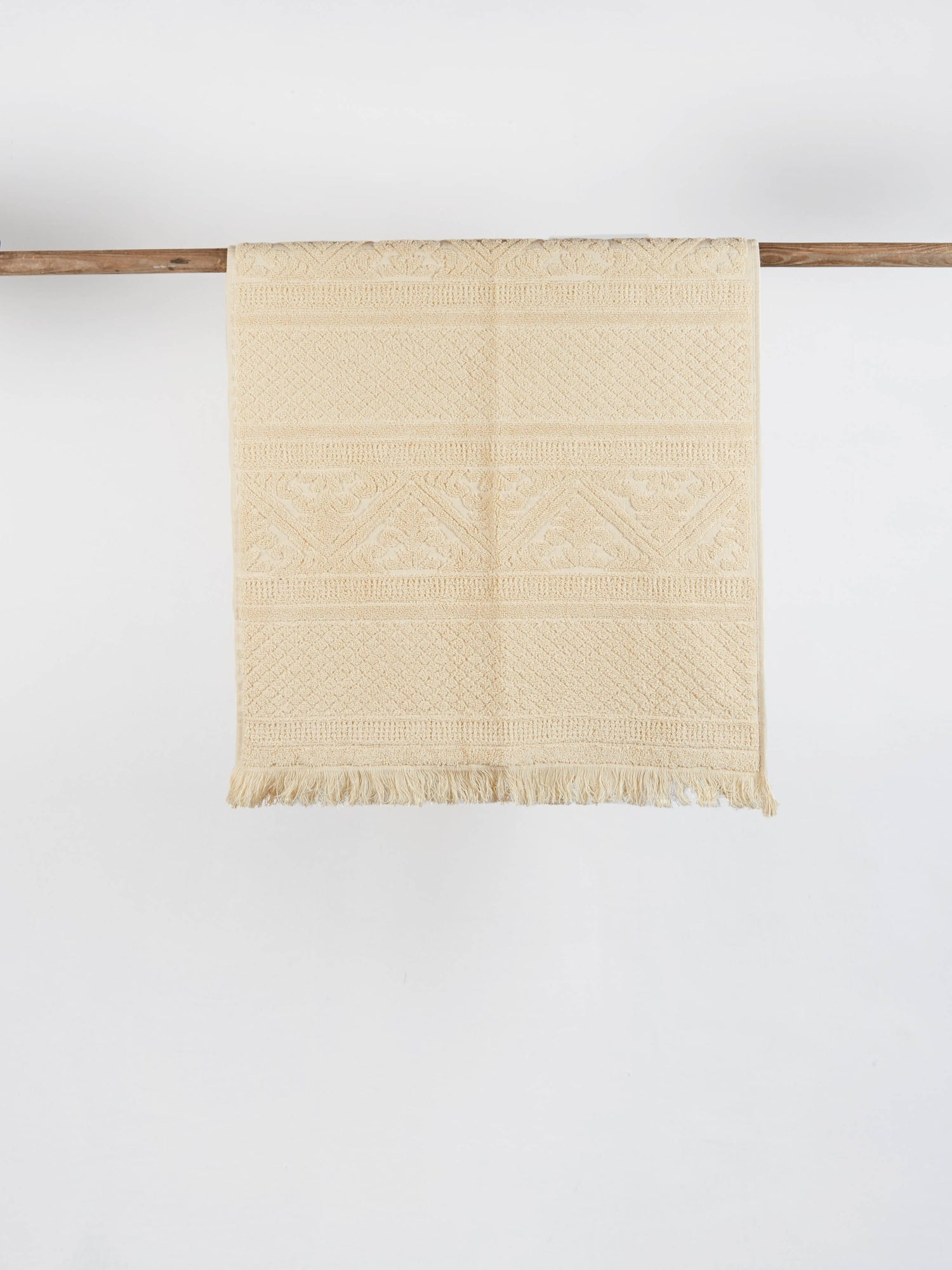 Embossed Jacquard Towel in Vanille - 4 Sizes Available