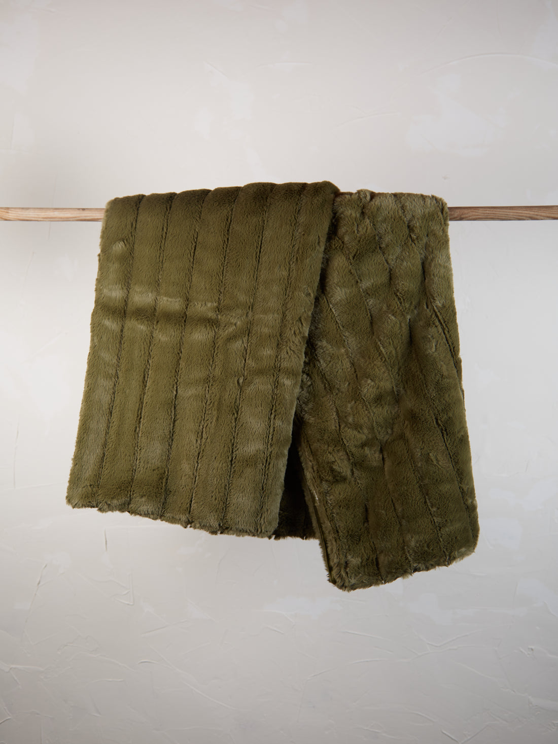 Olive Ribbed Faux Fur Throw