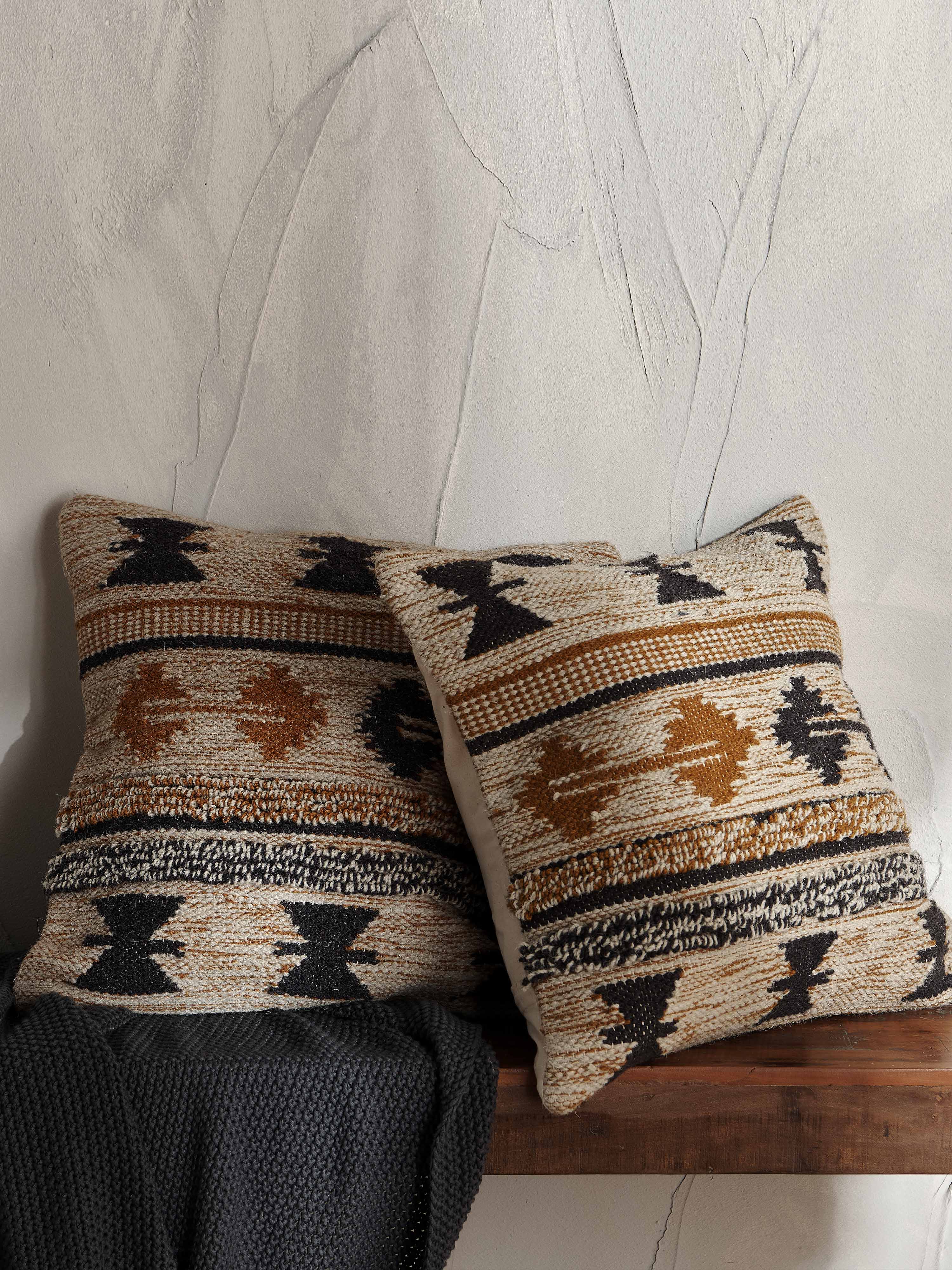 Tussi Ami Wool Square Cushion