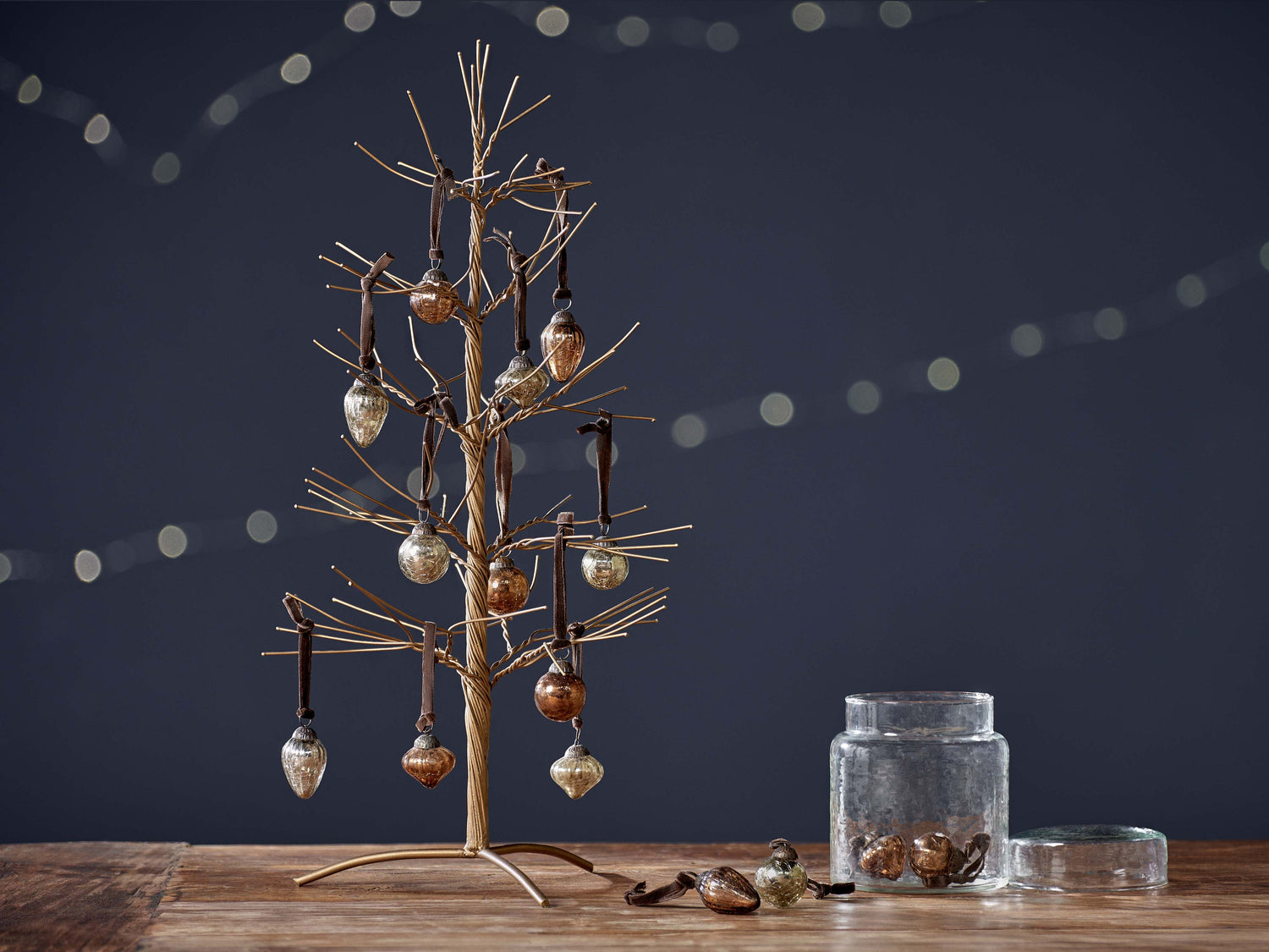 Charida Brass Wire Christmas Tree