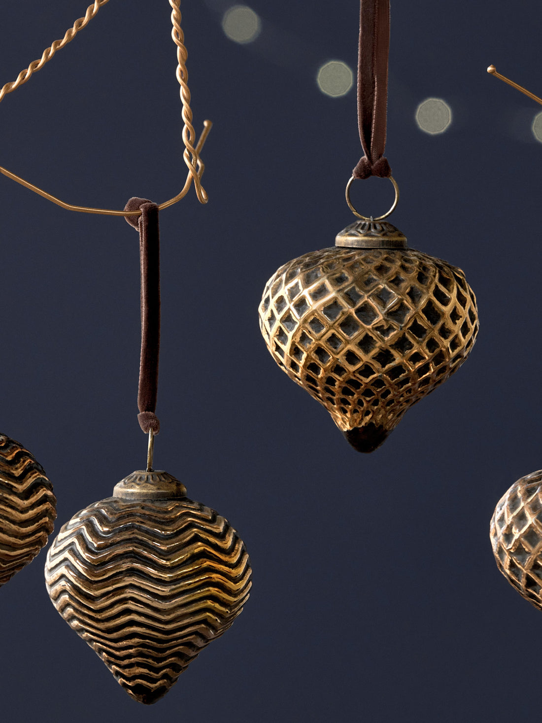 Varu Recycled Glass Bauble - 2 Styles Available