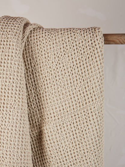 Maia Recycled Honeycomb Bedspread Throw - Lin - 4 Sizes Available