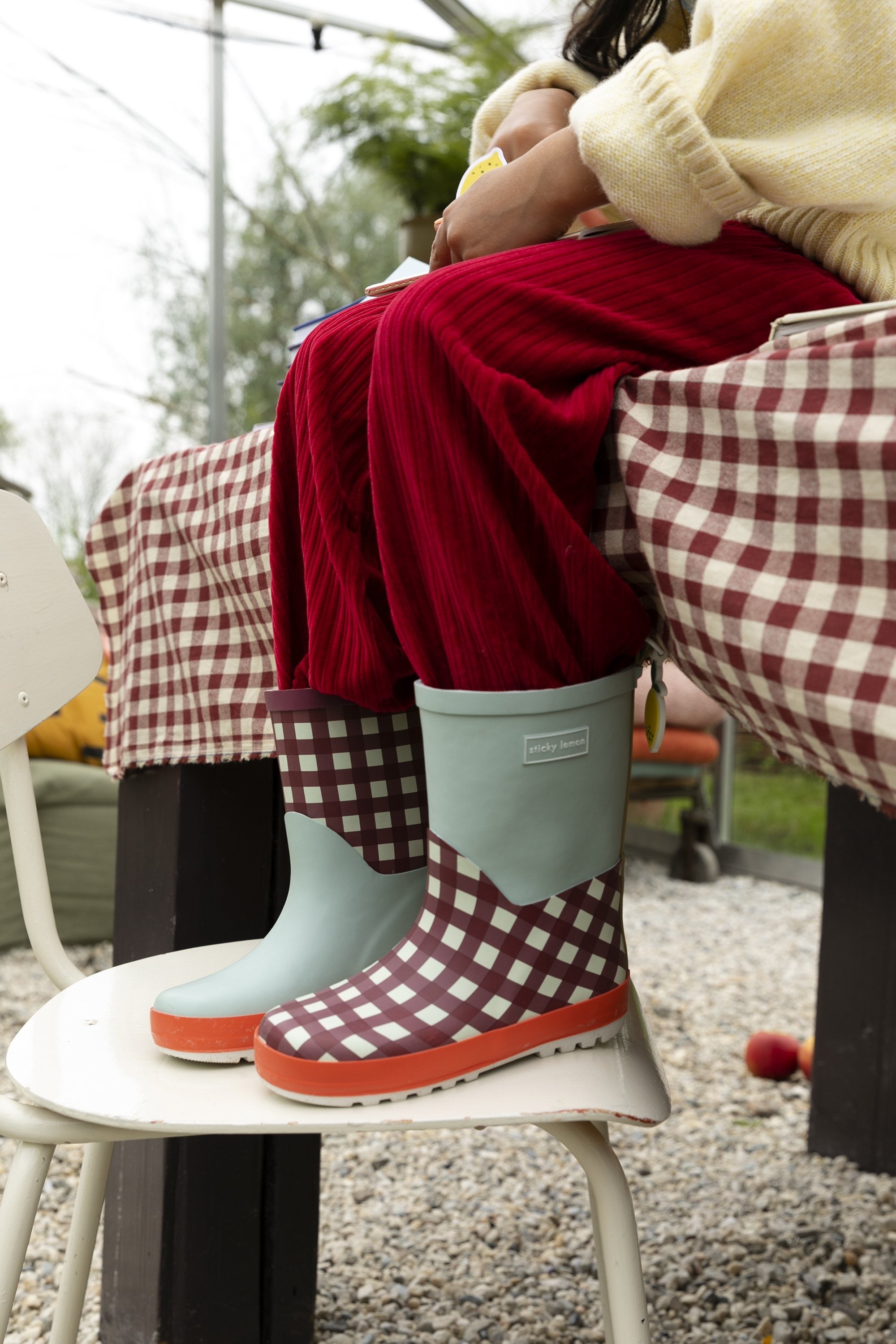 Gingham Wellies in Grape/Pool Green