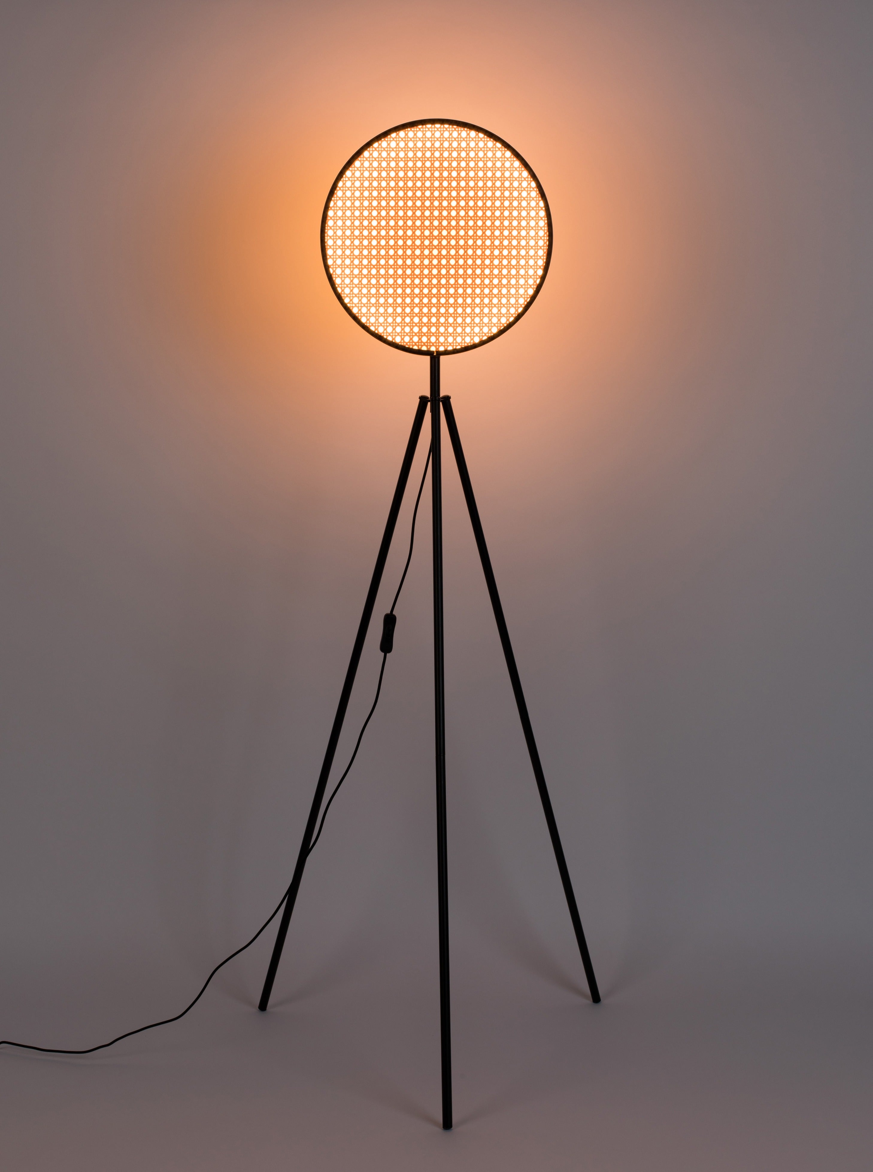 Sien Tripod Floor Lamp