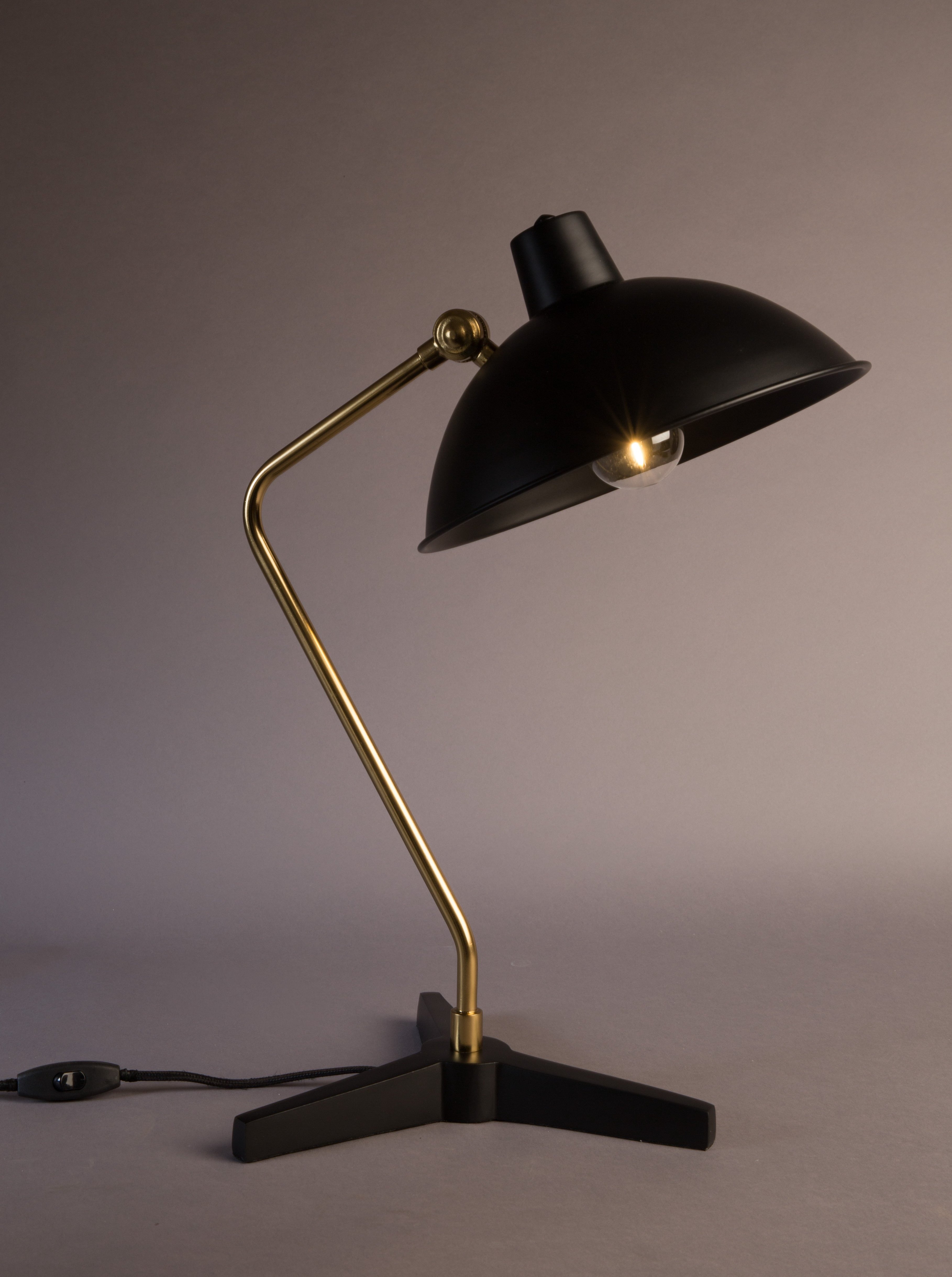 Devi Desk Lamp - Black