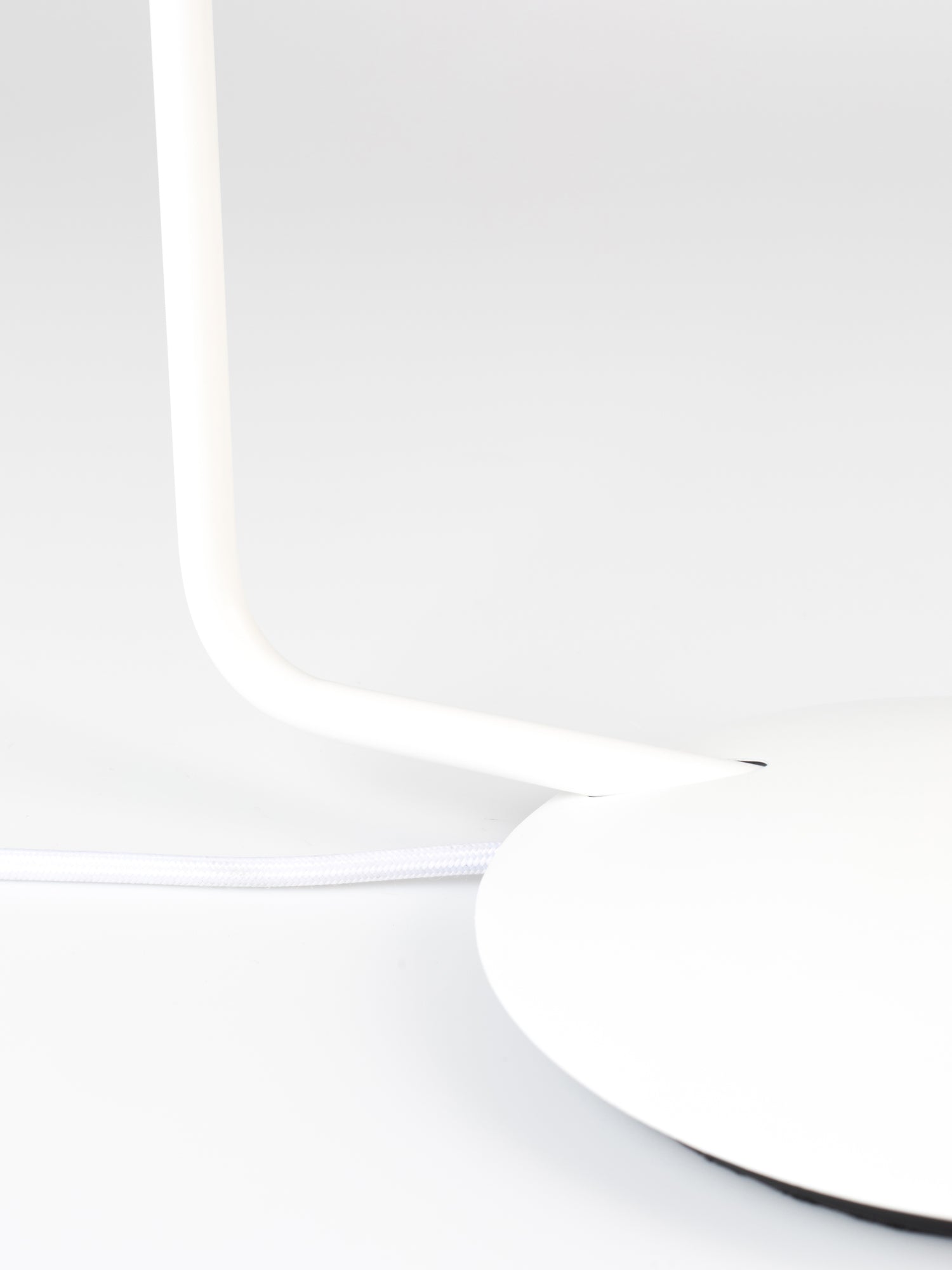 Pixie Desk Lamp in White