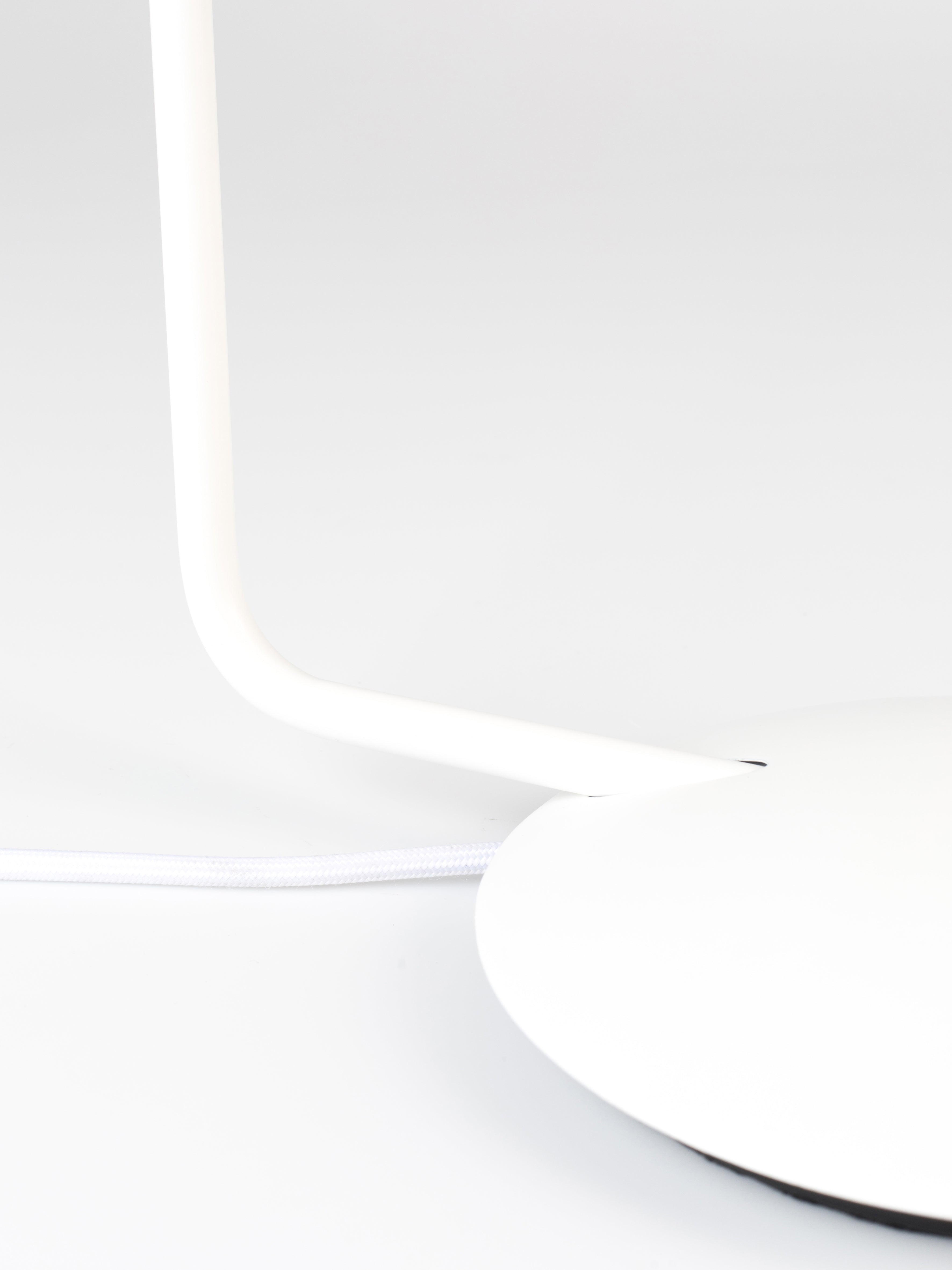 Pixie Desk Lamp in White