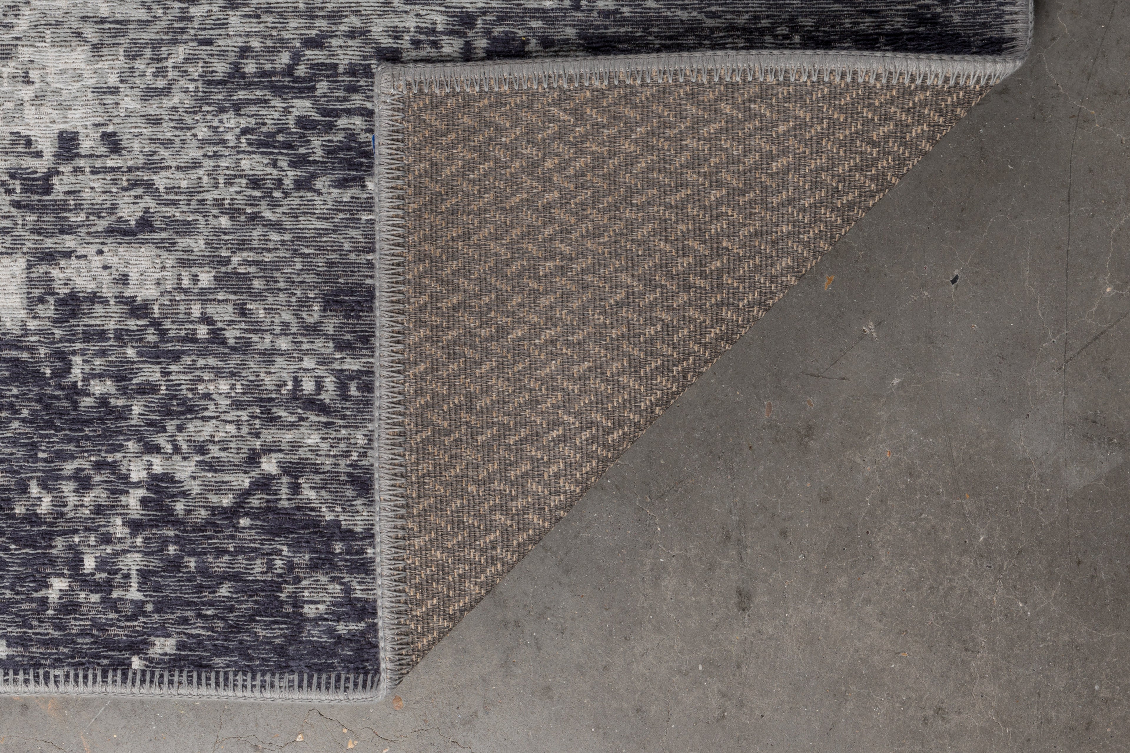 Caruso Carpet in Distressed Blue - 170 x 240/200 x 300cm