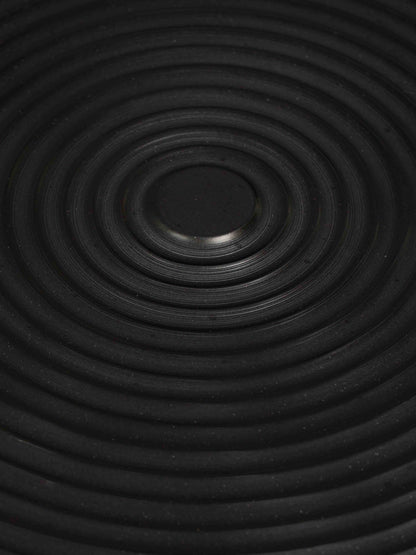 Hypnotising Round Dining Table - Black