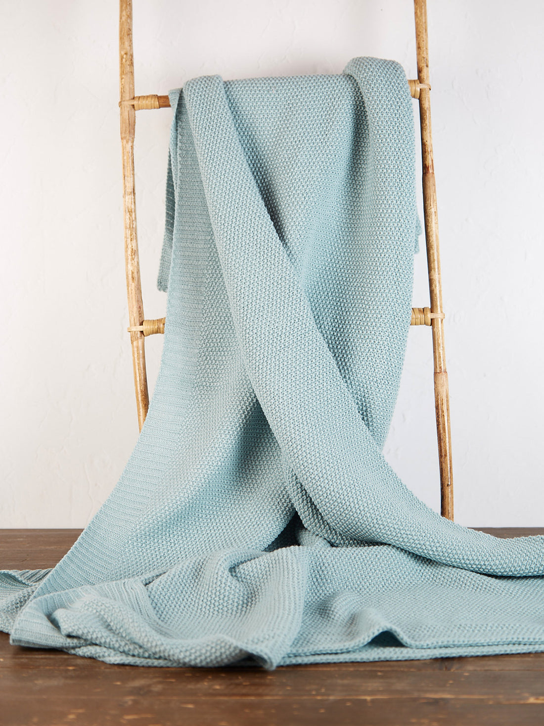 Knitted Throw - Aqua