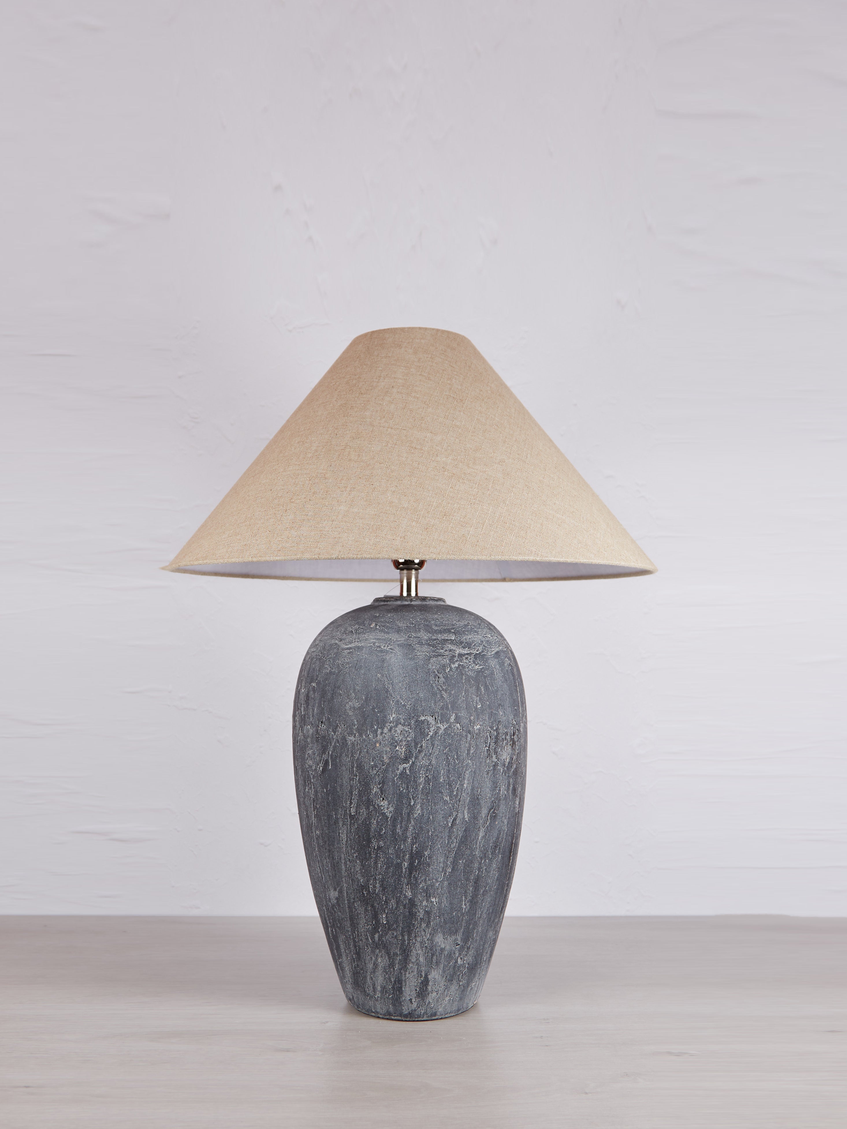 Annan Concrete Washed Lamp