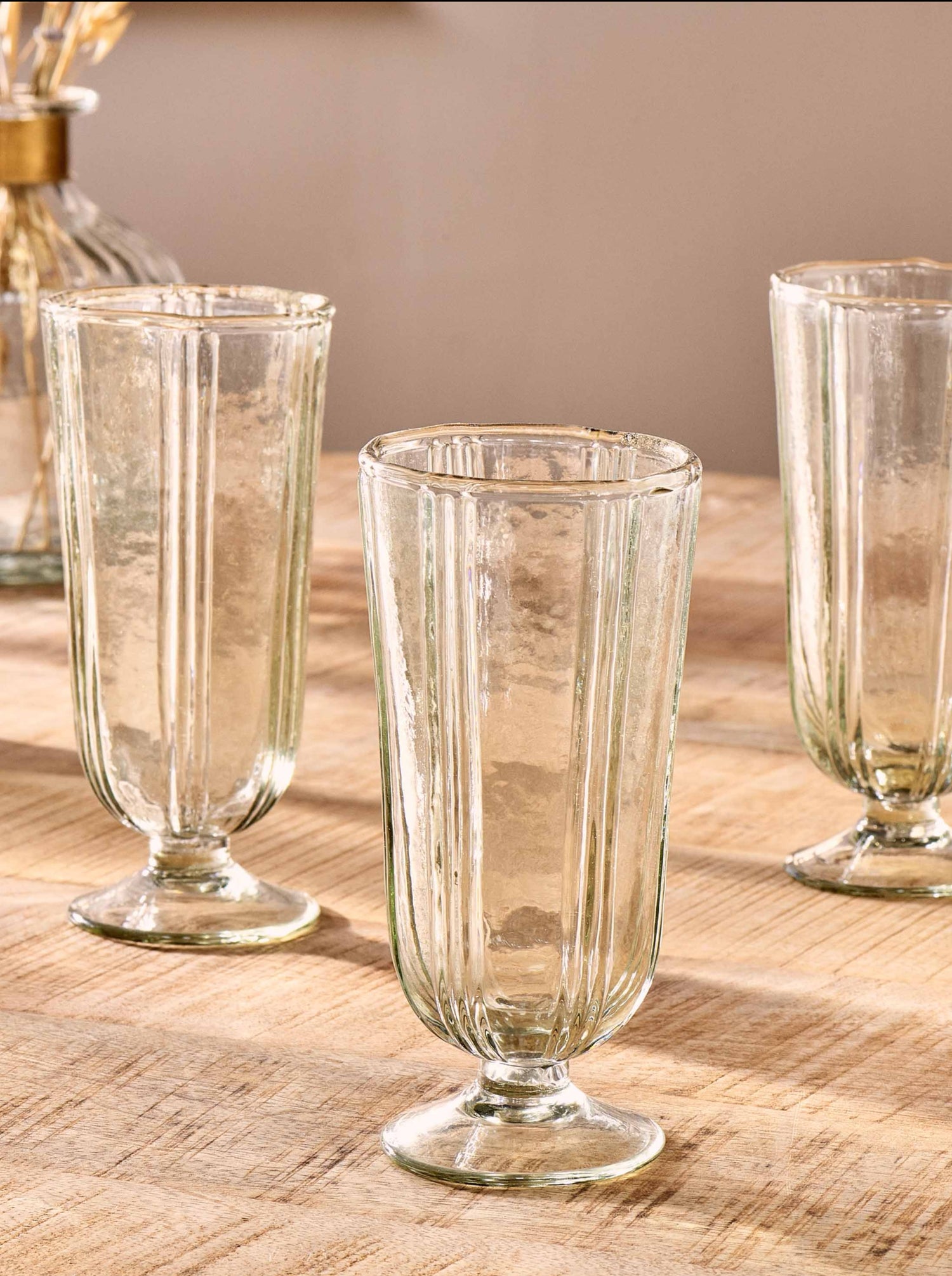 Sigriri Tall Hand Blown Recycled Wine Glass