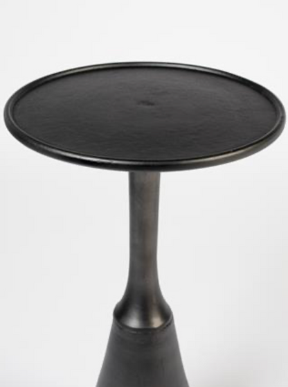 Noah Side Table in Black