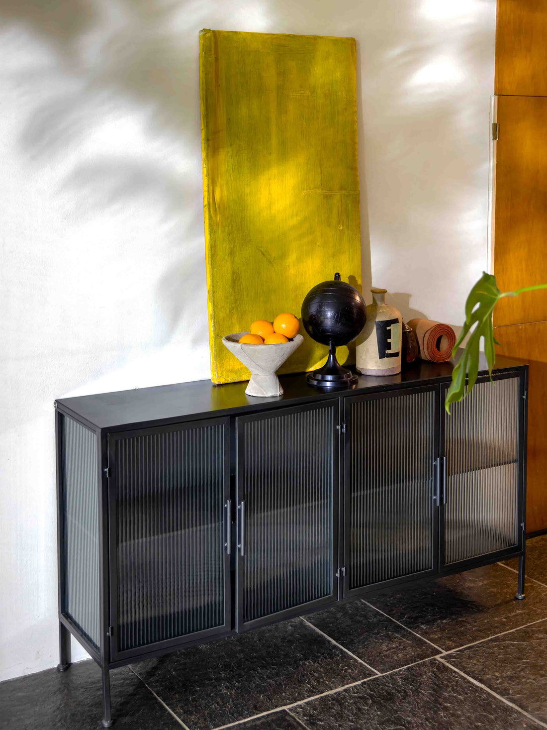 Boli Sideboard Low in Black