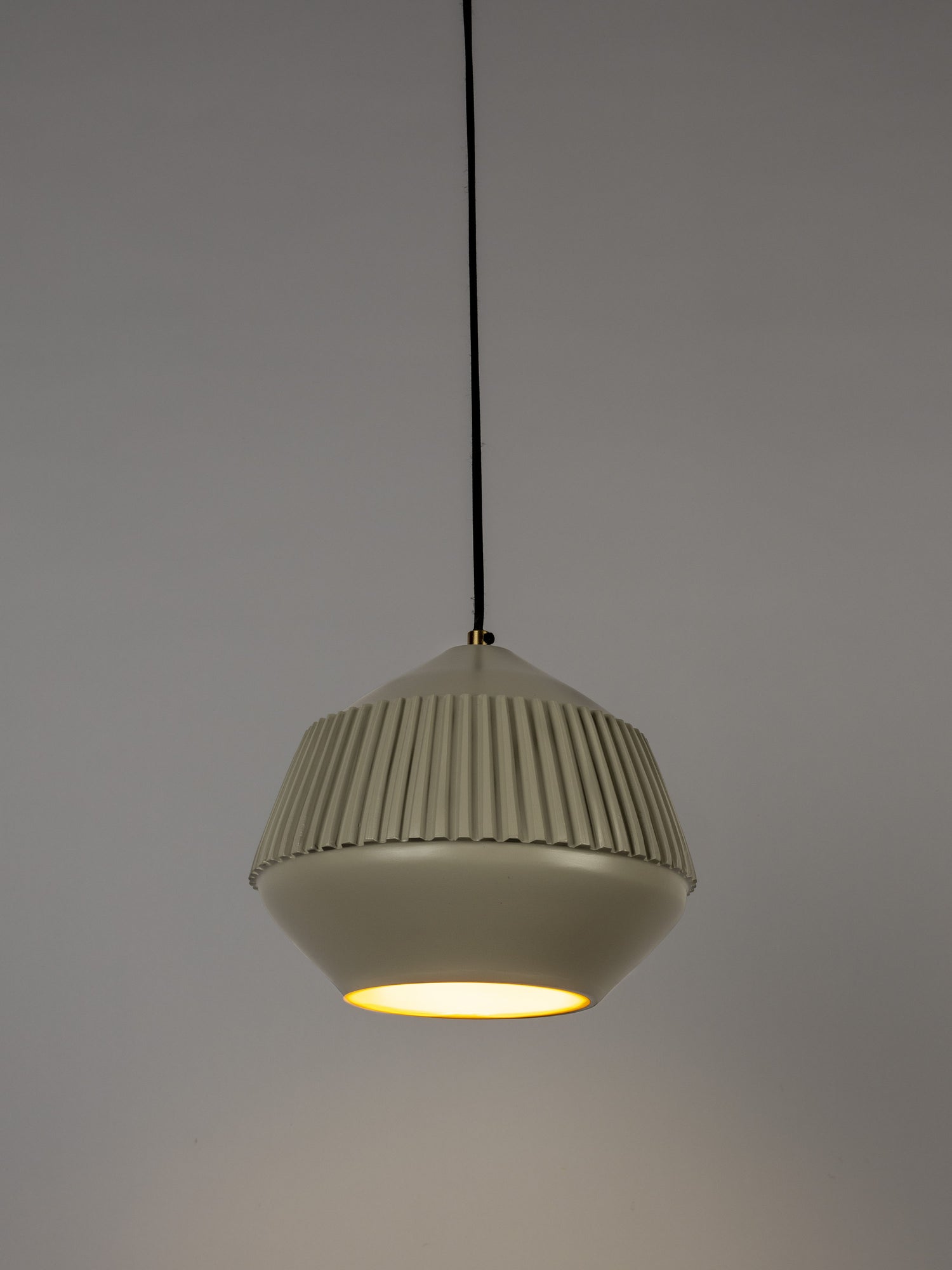 Aysa Wide Pendant Light - 2 Colour Options