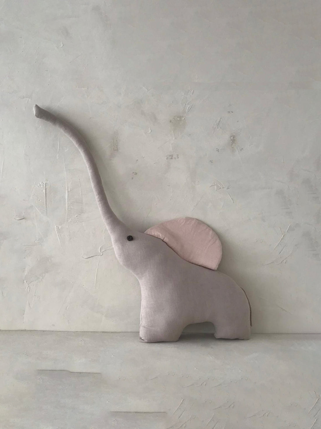 Linen Elephant Cushion - Pink/Sand Small