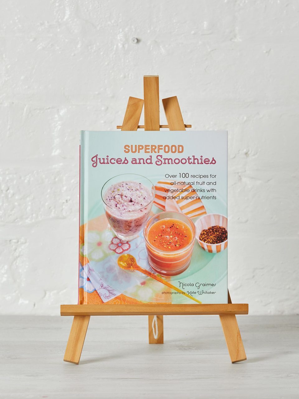 Superfood Juices and Smoothies