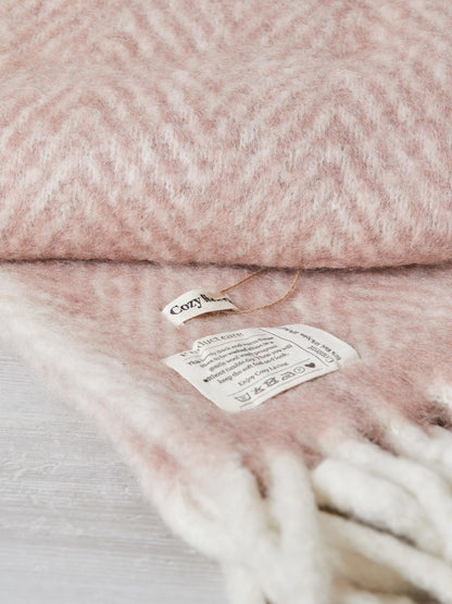 Mohair Throw in Rouge Pink