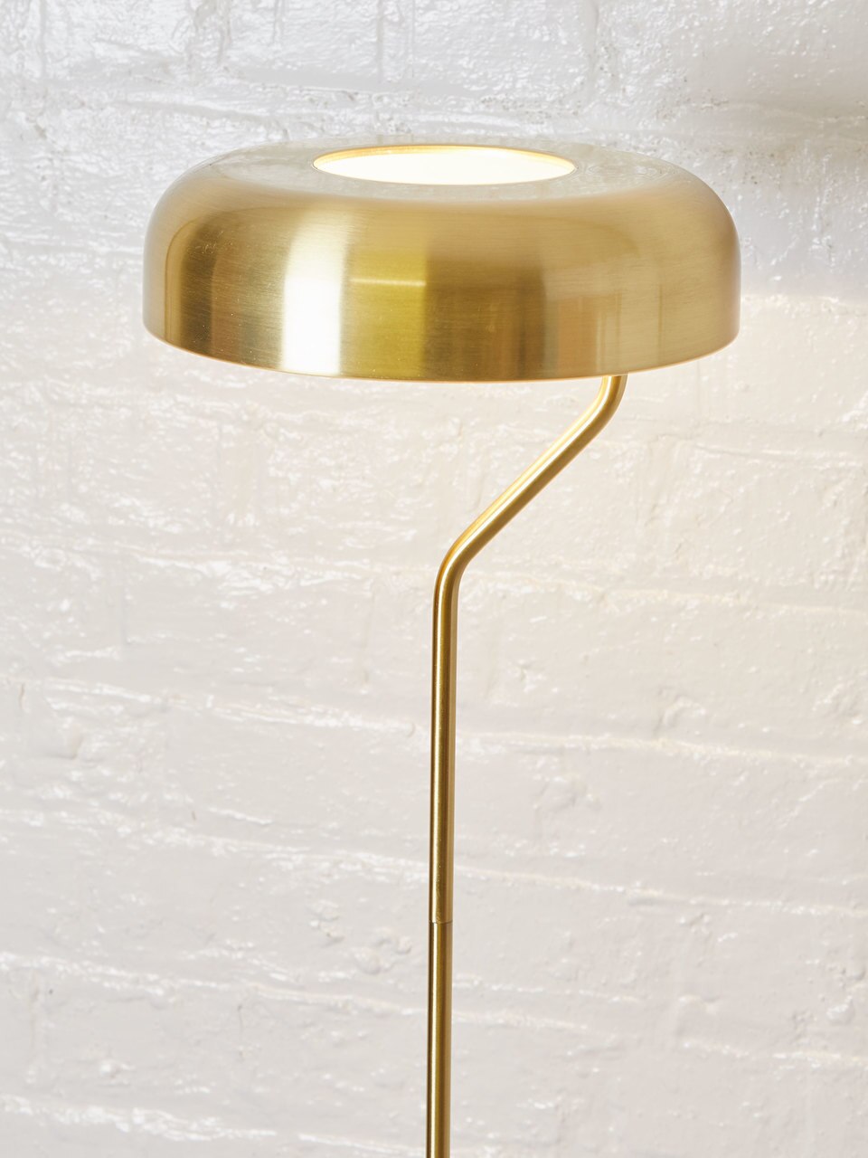 Eclipse Floor Lamp - 2 Colour Options