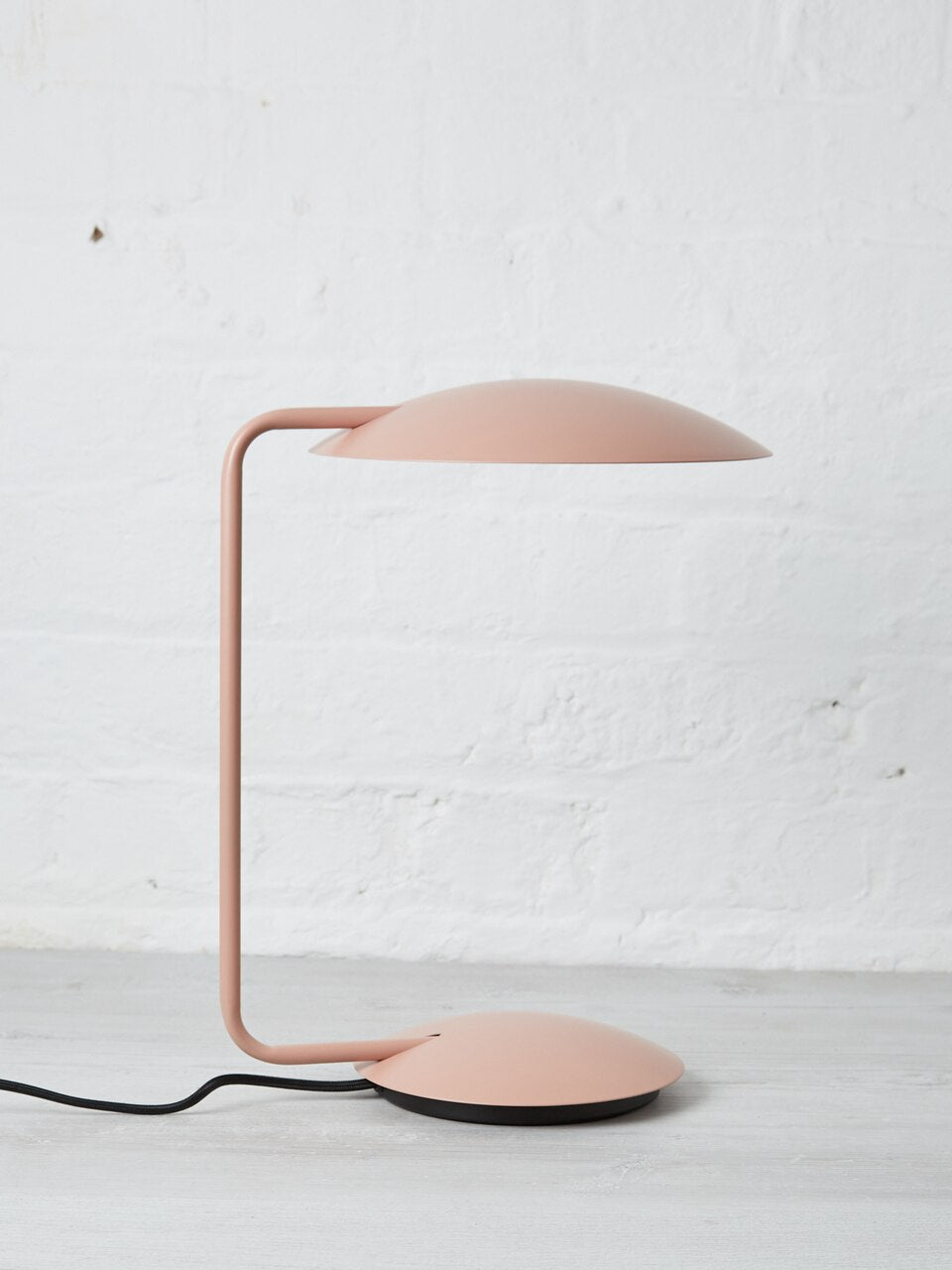 Pixie Desk Lamp in Pink