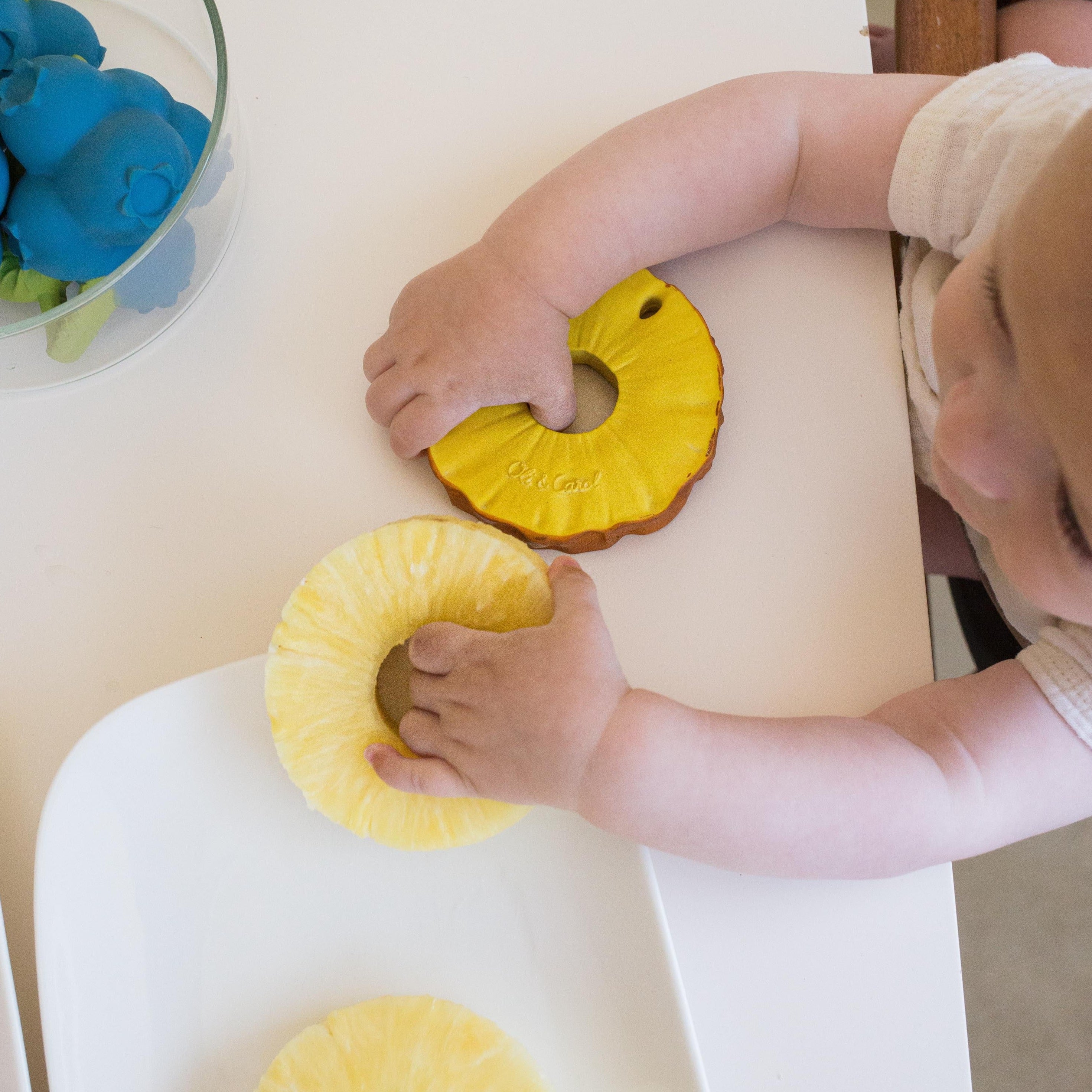 Ananas the Pineapple Natural Rubber Teething Bracelet &amp; Bath Toy