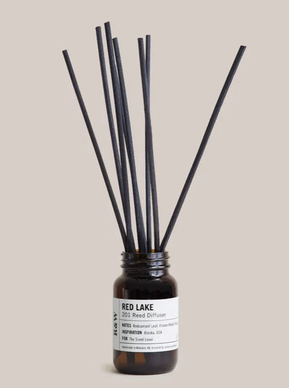 Reed Diffuser Red Lake / Redcurrant Leaf, Frozen Wood, Freesia